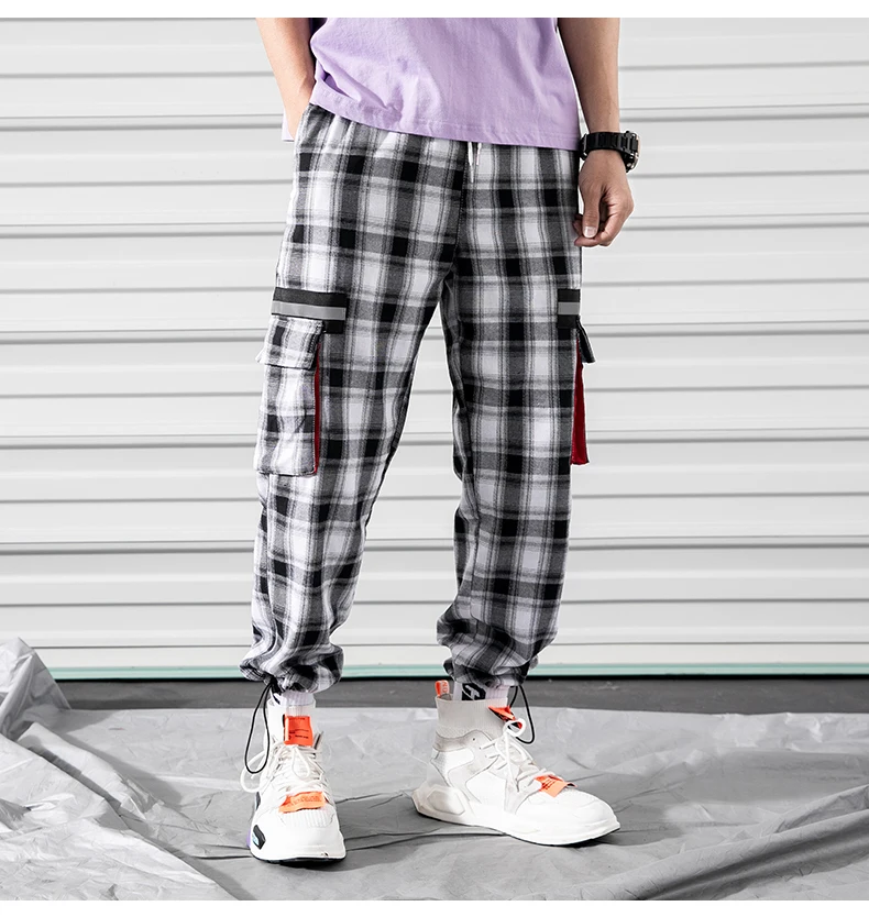 baggy checkered pants