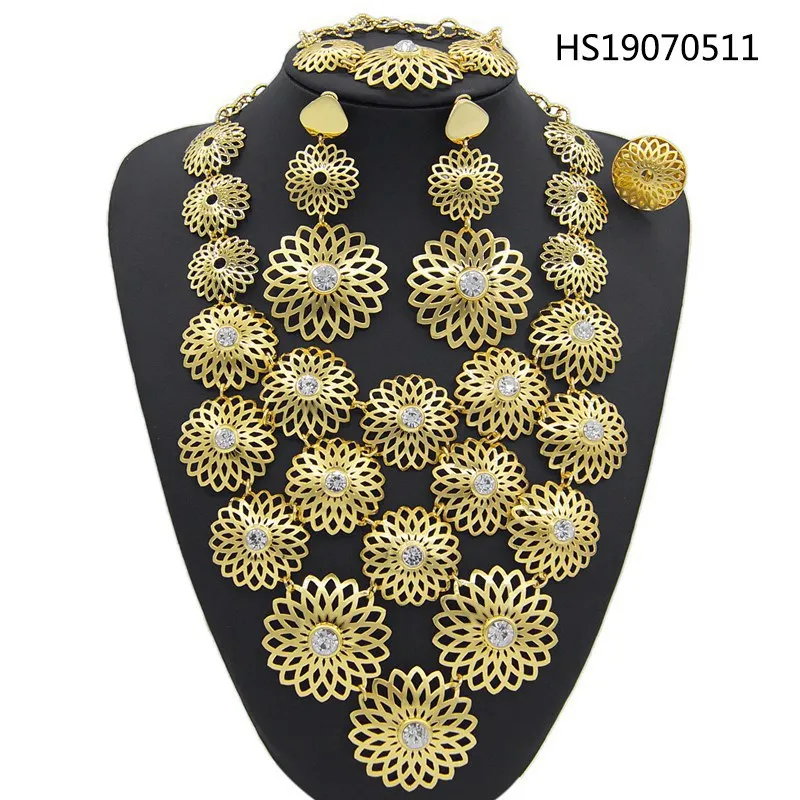 

Yulaili Trendy Flower Shape Crystal Pendant Necklace Earrings Bracelet for Women Party Wedding Accessories Dubai Jewelry Sets
