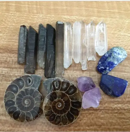 

A lot of natural quartz crystal Lapis lazuli mineral specimens of rough 60+G