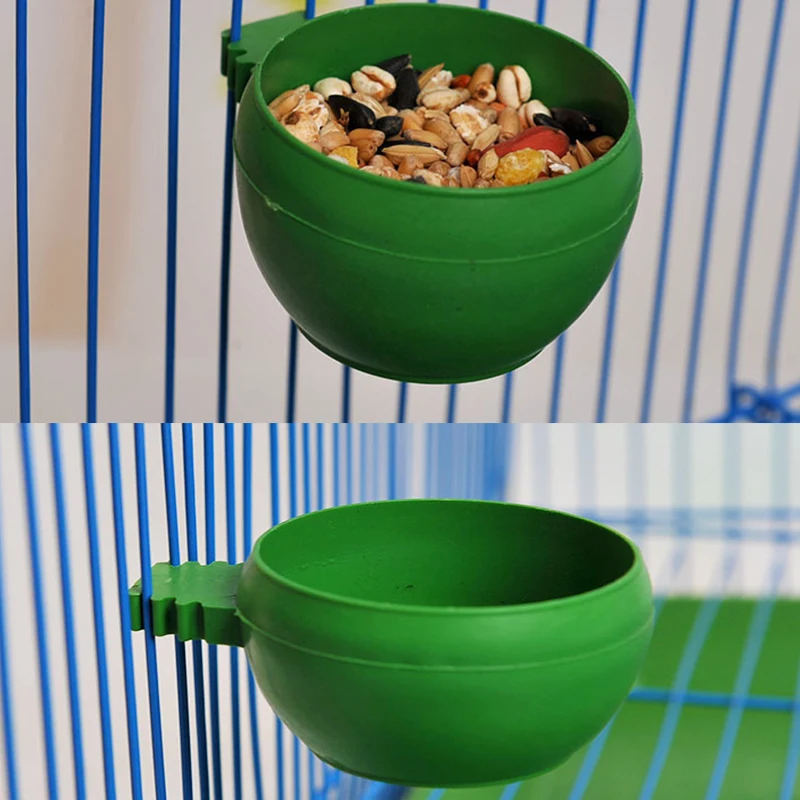 

2 pcs Non-automatic Bird Feeders Parrot Plastic Water Cups Parrot Green Food Container Bird cage accessories Supplies 3 size