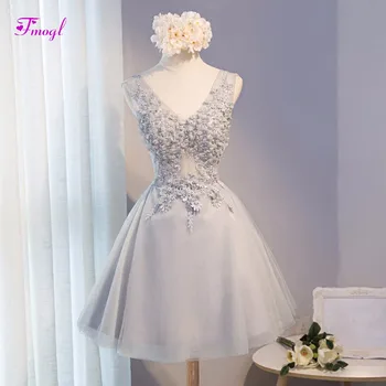 

Fmogl New Fashion V-neck Appliques Tank Beaded Lace Cocktail Dresses 2019 Elegant Sleeveless Short Graduation Dress Plus Size