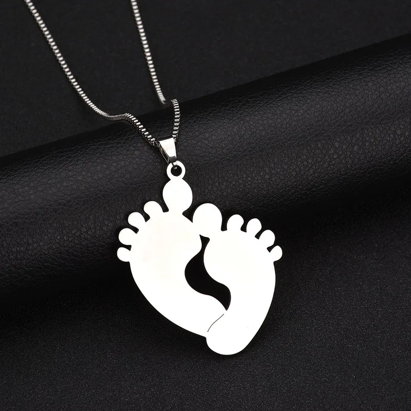 UZone Индивидуальные детские ноги ожерелье из нержавеющей стали выгравированное имя Дата ожерелье для мамы ребенка ювелирные изделия - Окраска металла: Steel