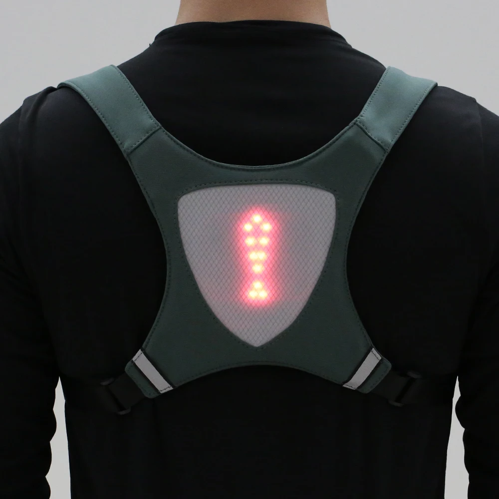 Perfect USB Rechargeable Reflective Vest Backpack with LED Turn Signal Light Remote Control Outdoor Sport Safety Bag Gear for Ciclismo 23 Perfect USB Rechargeable Reflective Vest Backpack with LED Turn Signal Light Remote Control Outdoor Sport Safety Bag Gear for Ciclismo 23