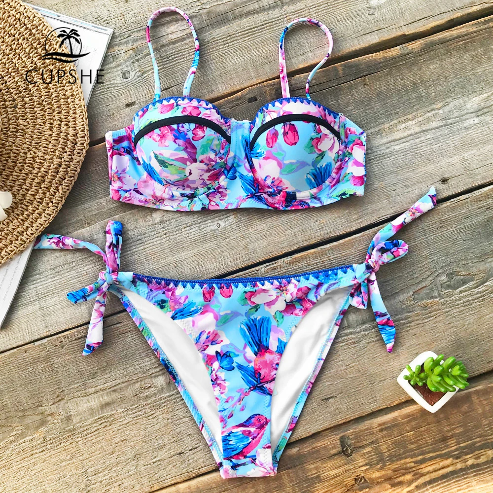 

CUPSHE Flora And Lark Birds Print Bikini Sets Women Moulded Cup Push Up Thong Two Pieces Swimwear 2018 Embroidery Tied Swimsuits