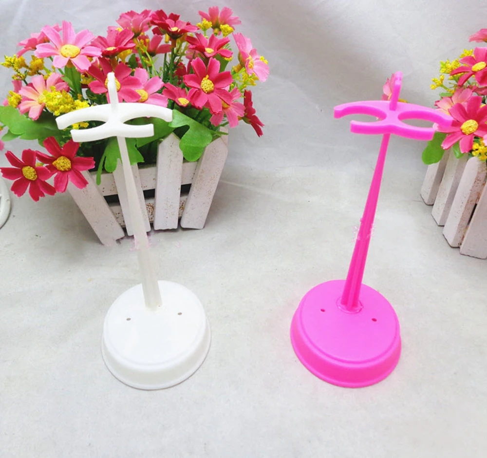 Подставка Для Кукол Купить В Спб