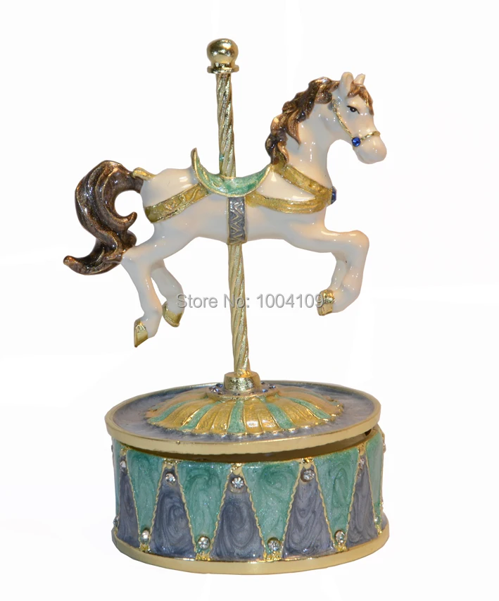 TBP1039-swivel carousel horse musical box-1.JPG