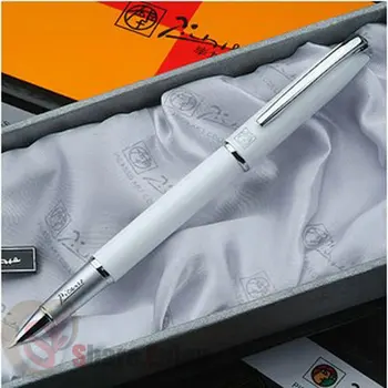 

FOUNTAIN PEN FINE HOODED NIB PICASSO 916 EXECUTIVE WHITE AND SILVER