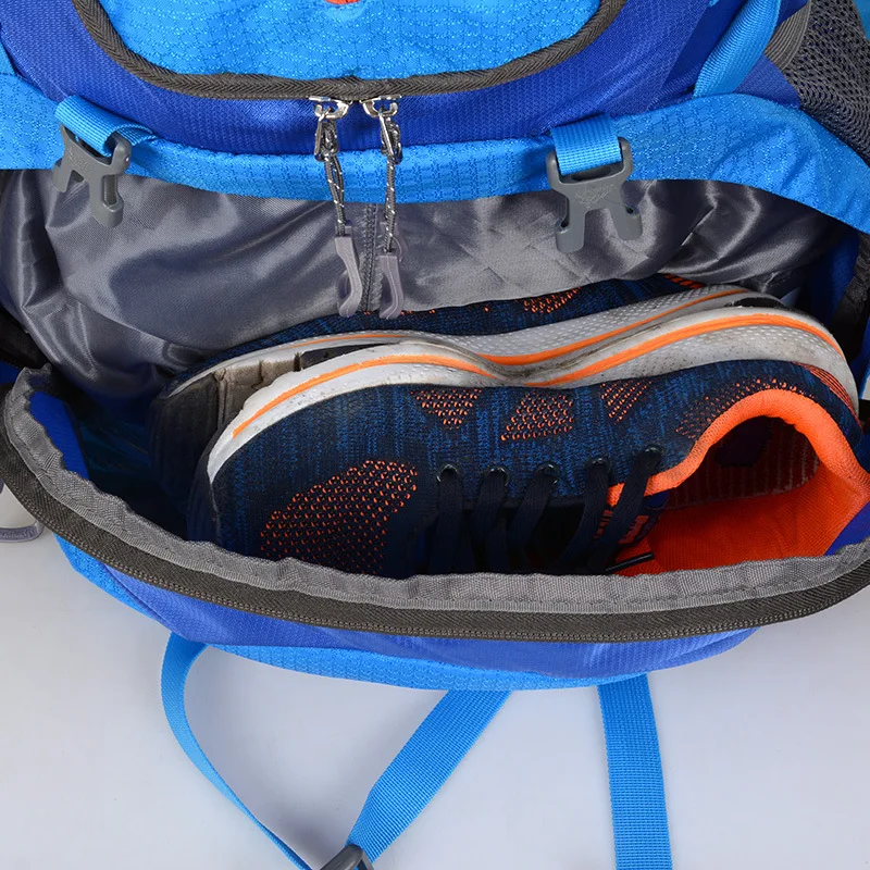 80L Camping Hiking Backpack Mountaineering Bag Large Capacity Trekking Rucksack Outdoor Backpack Hiking Camping Tent aluminum