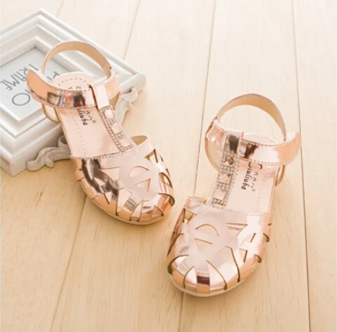 sandália para criança de 10 anos