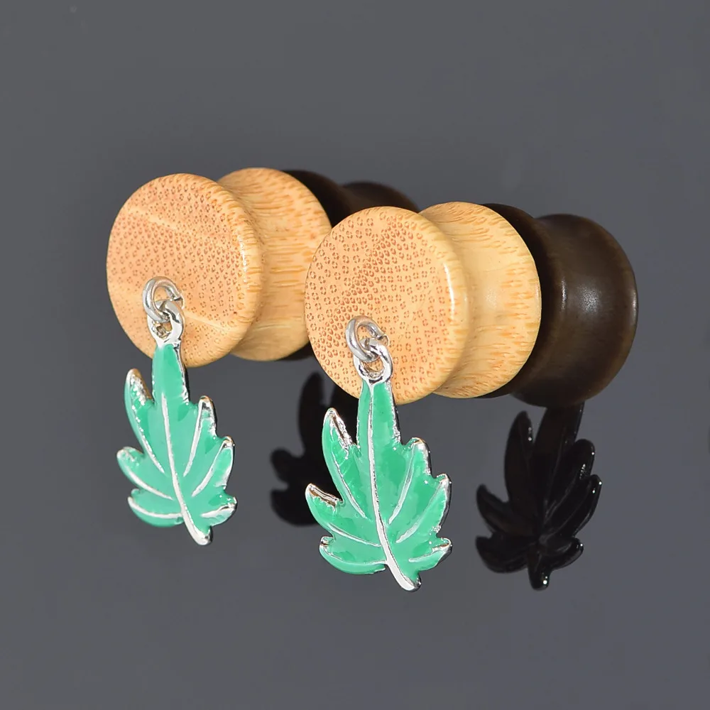 1Pair Ear Plug with Green Maple Gauges Ear Expander Stretcher Earrings