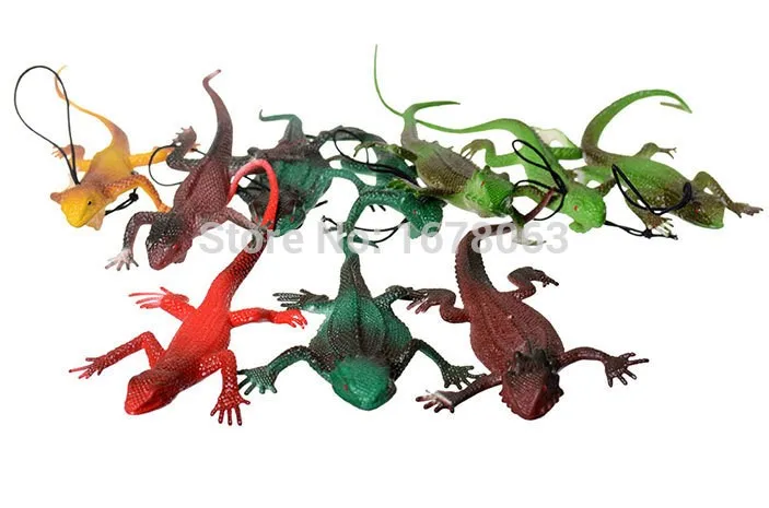 

1pcs in Random Small Lizards Trick Fun April Fool's Day Jokes Prank Toy Laughs Gags Pranks Maker Novelty Mischief Halloween