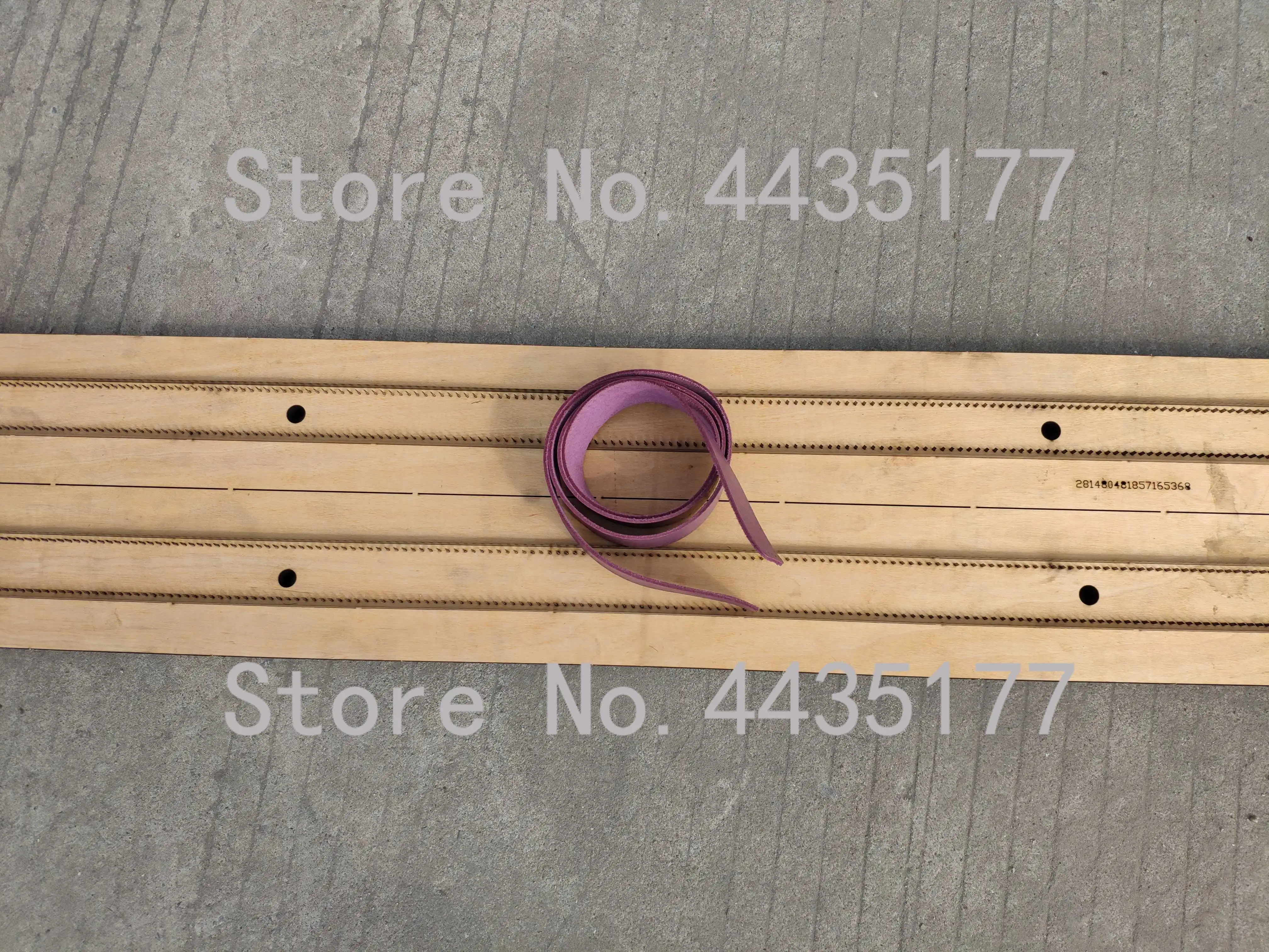 

Japan Steel Blade Rule Die Cut Steel Punch Belt Cutting Mold Wood Dies for Leather Cutter for Leather Crafts 1.2m