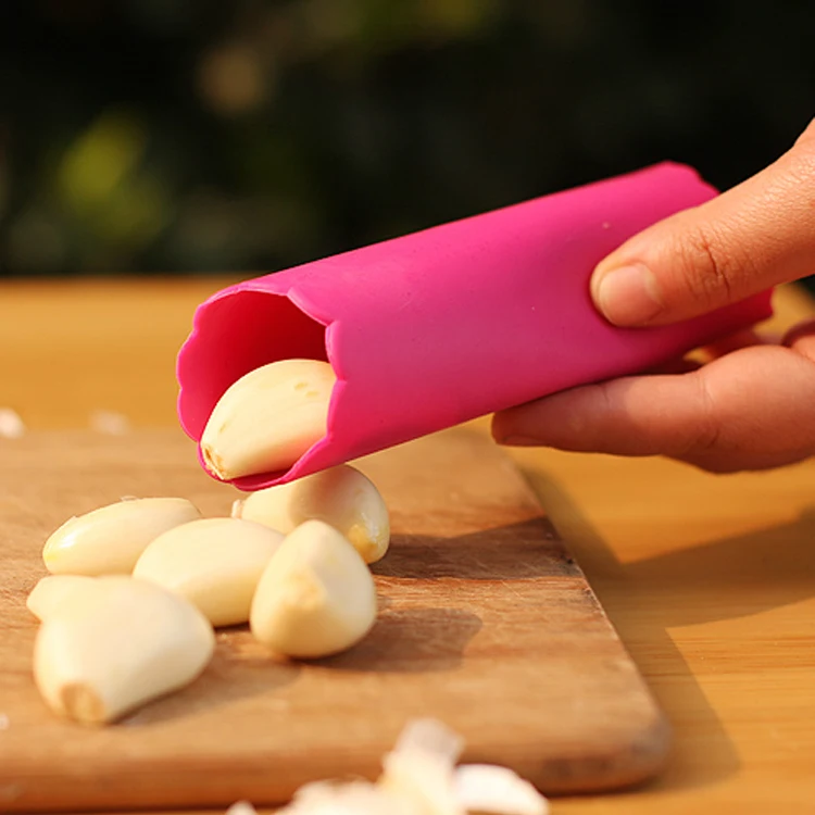 New style Magic Silicone Garlic Peeler Peel Easy Kitchen Tool Color