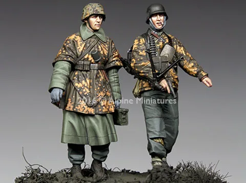 

Free Shipping 1/35 Scale Unpainted Resin Figure soldiers 2 figures collection figure