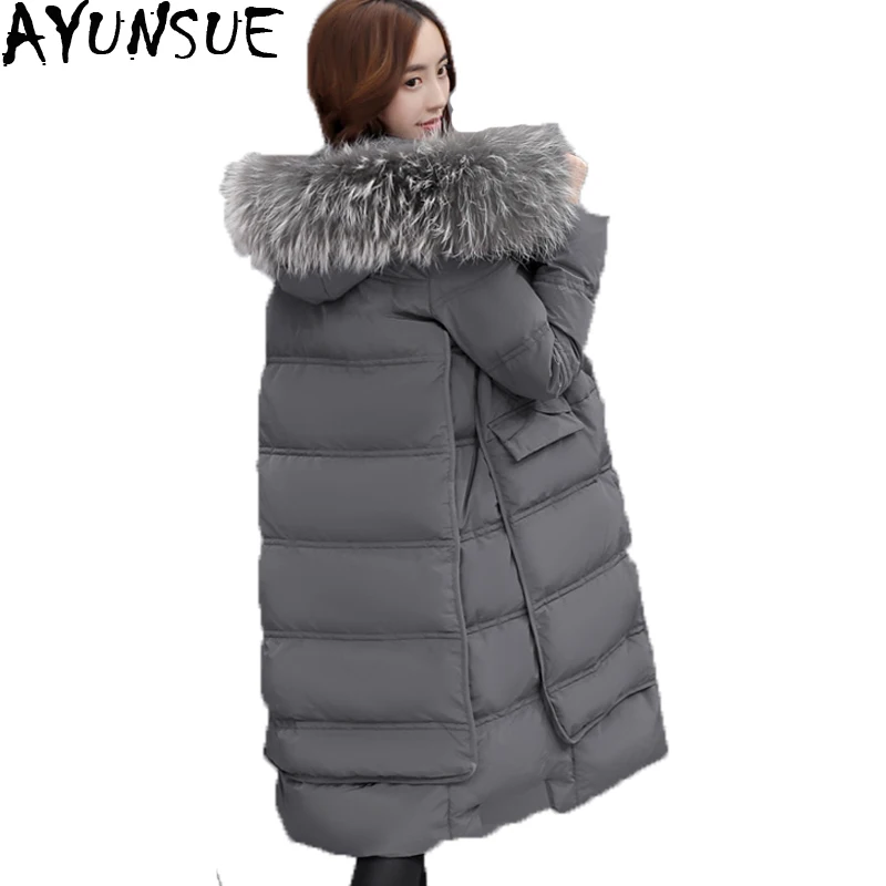 

AYUNSUE Women Down Coat Large Fur Collar Parkas Winter Jacket Women 80% White Duck Down Coats Hooded Knee Long Snow Coats ST279