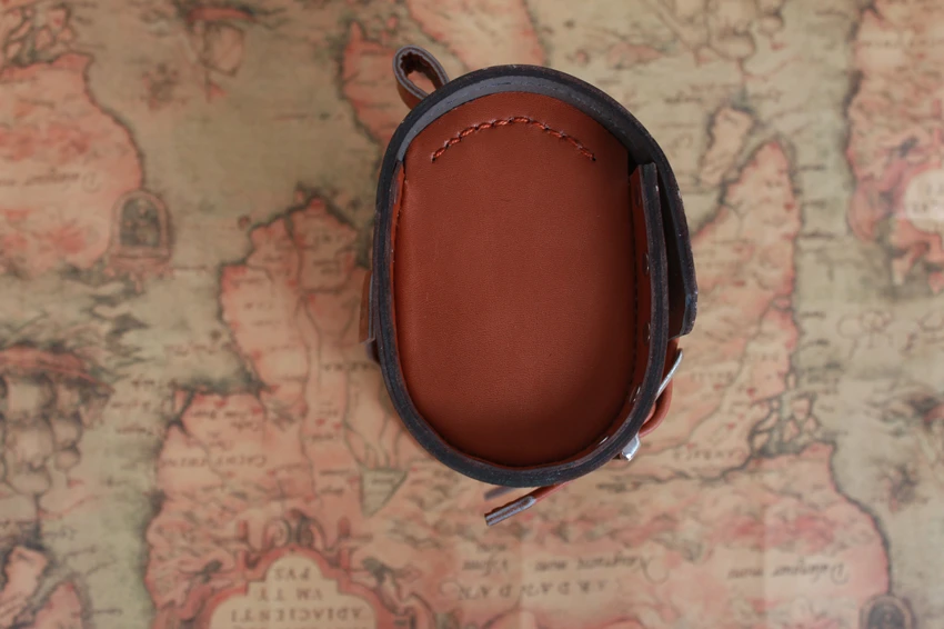 Perfect Vintage old bicycle faux saddle genuine leather cushion bag brooks bag hangback tool bag Leather saddle bag, bicycle handle 4