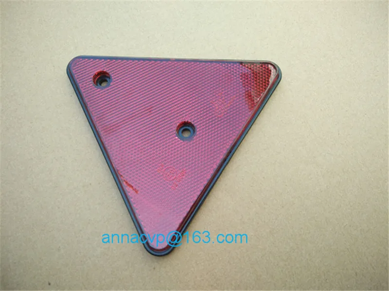 trailer triangle reflector 1