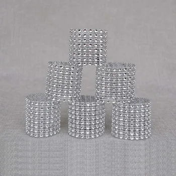 

100 Pcs\lot European Style Napkin Rings Plastic Rhinestone Wrap Napkin Ring Buckle For Wedding Hotel Home Chair Table Supplies