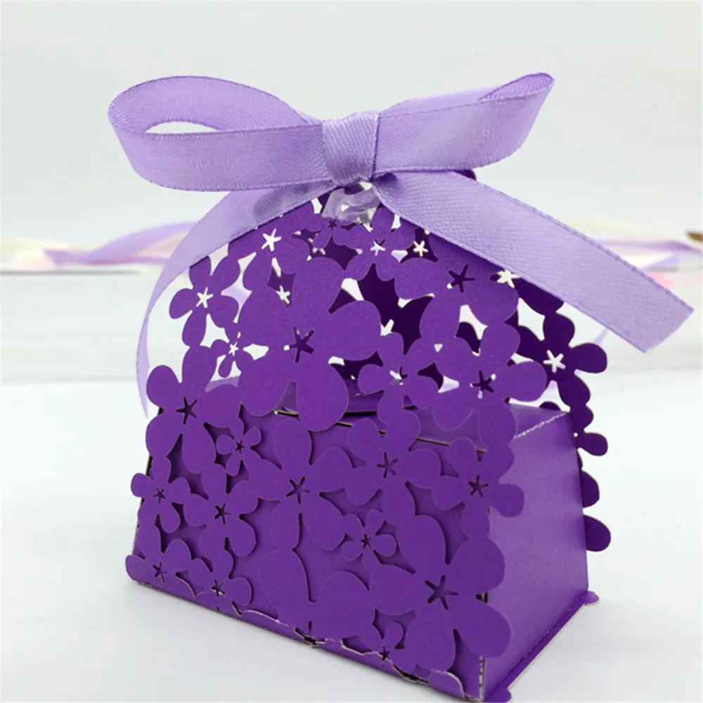 

50Pc/lot Flower Pattern Gift Cardboard Box Laser Cut Hollow Gifts Candy Packaging Paper Boxes For Guests Wedding Party Supplies