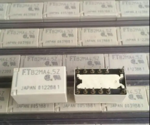 Новое реле флэш-памяти флэш-B2MA4.5Z FT B2MA4.5Z FTB2MA4.5 B2MA4.5 4.5VDC DC4.5V 4 5 V DIP12 10 шт./лот |