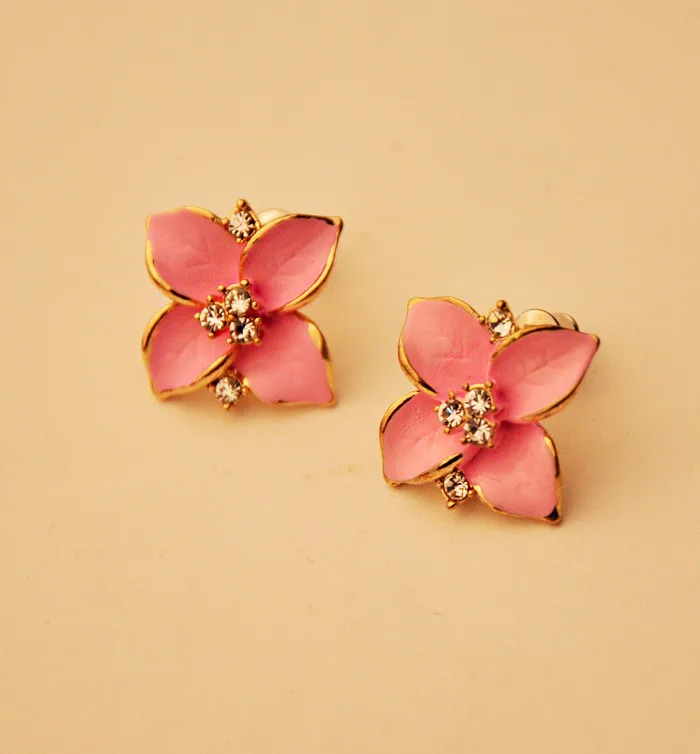 1027805163_975580349