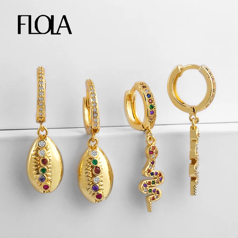 

FLOLA Gold CZ Snake Earring Gold Cowrie Shell Huggie Earring Aretes De Moda Summer Huggie Jewelry Woman Cheap Earrings ersq37