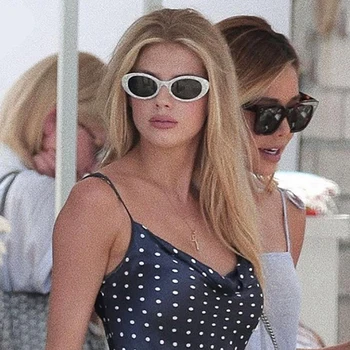 

Oval Frame Sunglasses Women Trendy Street Snap Brand Tops Sun Glasses De Sol Feminino Candy Color Frame Sunglasses