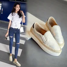 Новые Красивые модные толстой подошве женские лоферы Лето Корея Женская обувь на плоской подошве слипоны Плетеный Рыбак Обувь зима теплая женская обувь