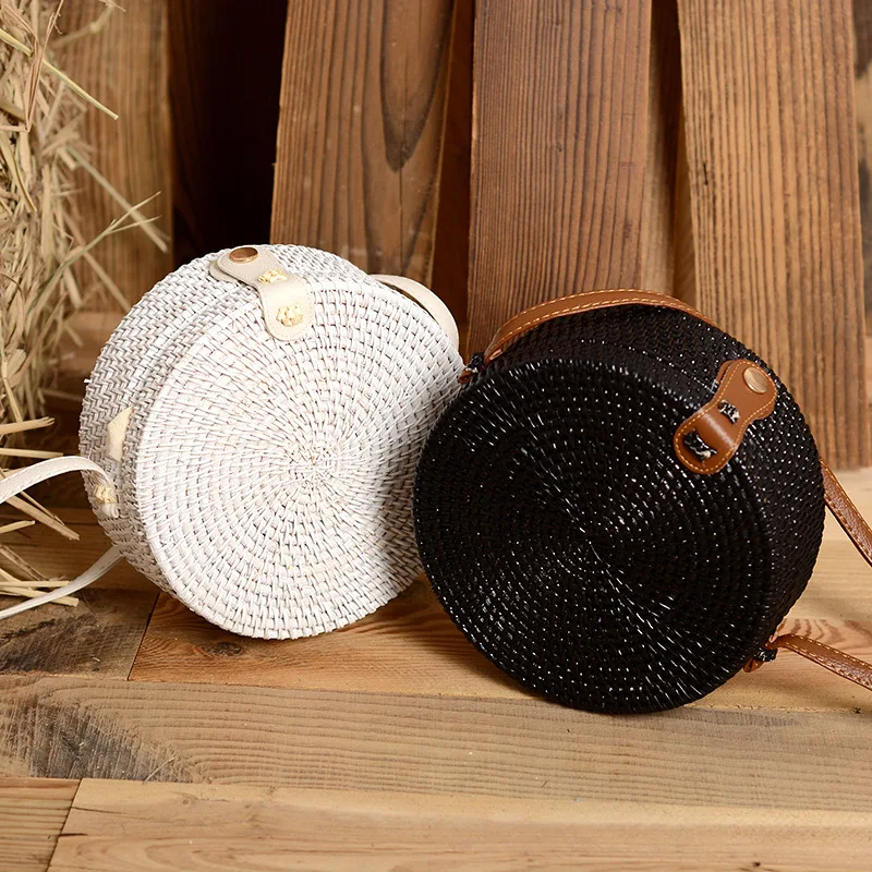 

Black/White Round Straw Bag Handbags Women Summer Rattan Bag Handmade Woven Beach Circle Bohemia Handbag New Fashion