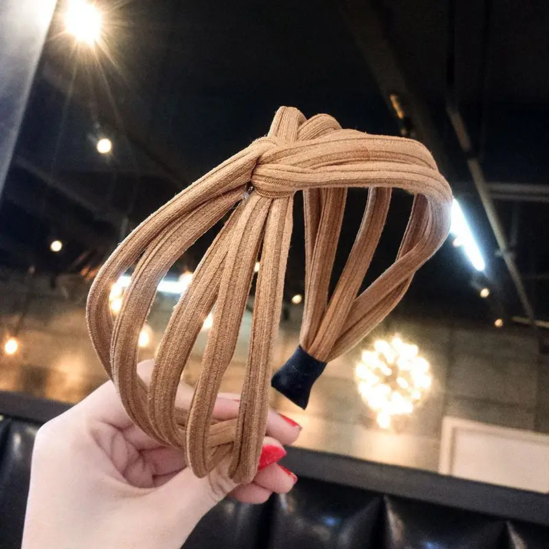 8906183264_1847034007