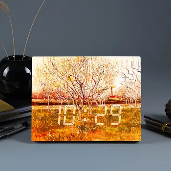 

LED Smart Clock New European Bedside Small Alarm Clock Creative LED Clock c