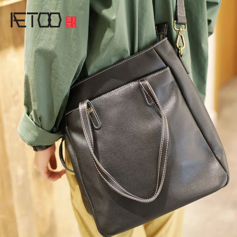 AETOO Leather soft leather men&#39;s briefcase vertical business casual handbag ladies black large ...