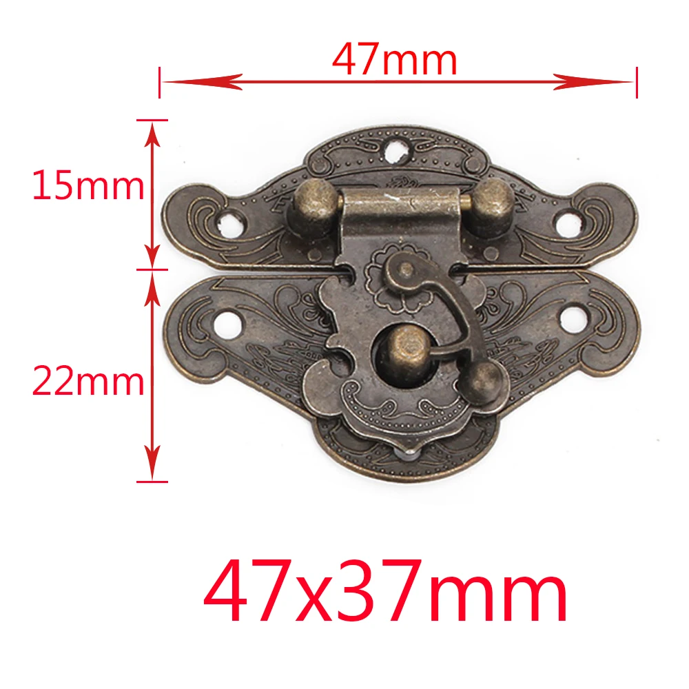 47x37mm