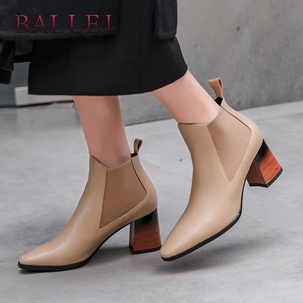 

Vintage Woman Winter Ankle Boots High Quality Genuine Leather Sexy Pointed Toe Soft Square Heel Shoes Elegant Boots B119