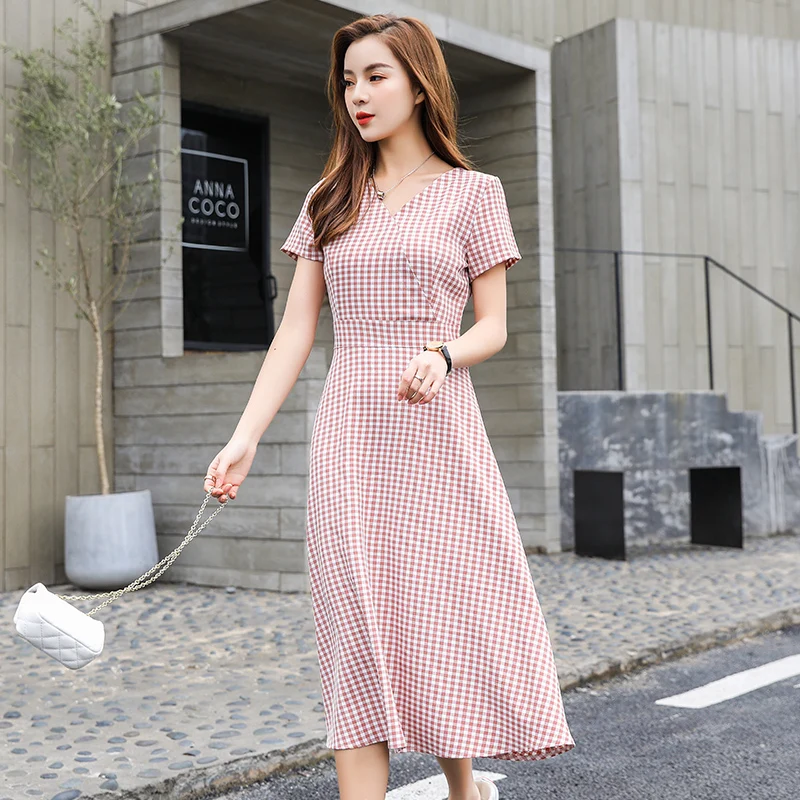 

BGTEEVER Summer V-neck Grid A-line Women Dress Casual Short Sleeve High Waist Female Midi Dress Plaid Ladies Vestidos 2019