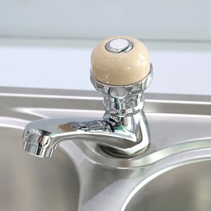 L 高級真鍮流域の蛇口クローム仕上げのみ冷水流域タップ Basin Tap Basin Faucetbasin Faucet Chrome Aliexpress