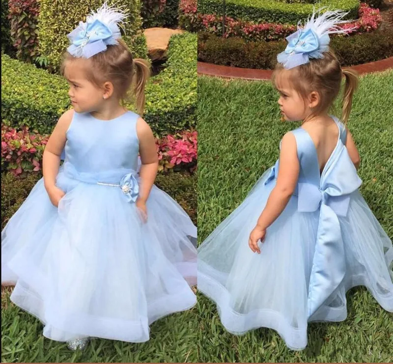 

Light Sky Blue Long Flower Girl Dress For Special Occasion Baby Birthday Gown Open Back Custom Made Ball Gowns with Bow Beading