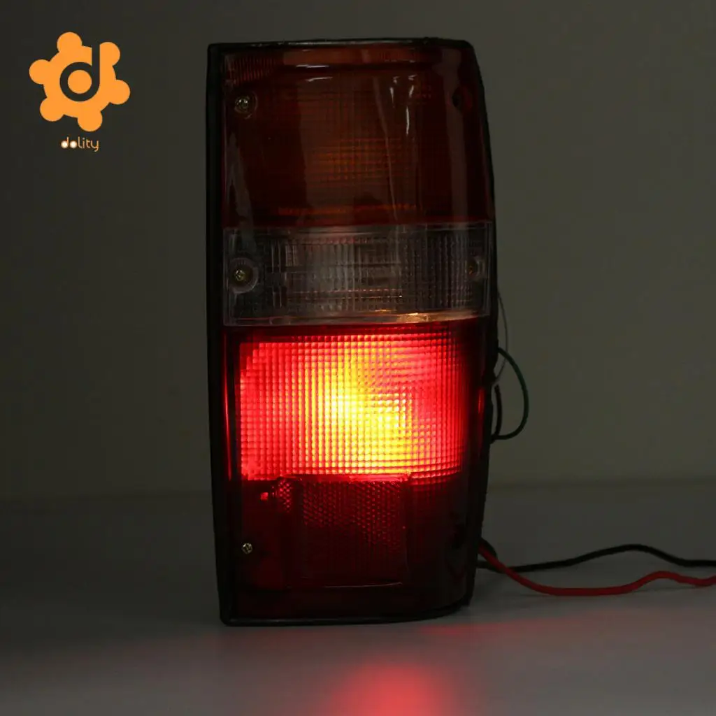 dolity 2 Pieces Pickup Tail Light Rear Lamp For Toyota Mk3 LN RN YN 2 4WD 89-94 