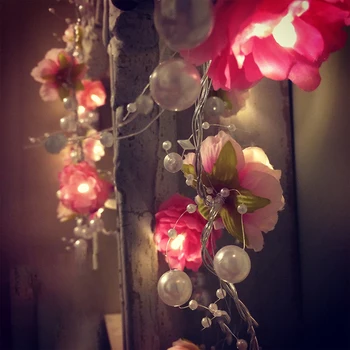 

2M 20 LED Fairy Red White Flower Battery Powered String Lights Decorative lamp For Christmas Garland New Year