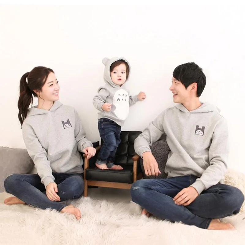

Family Look 2019 Cotton Father Son Boys Hoodies Mother Daughter Clothes Family Matching Outfits Mommy and Me Family Clothing