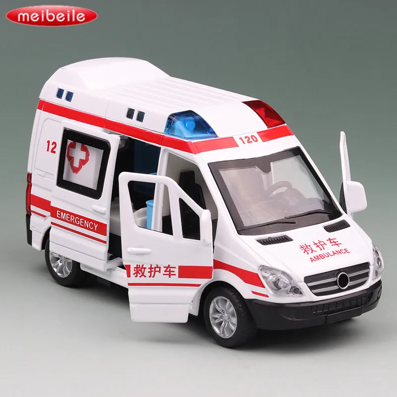 

Educational Pull Back Toy Car Boys 1:36 Alloy Diecast Emergency Ambulance Rescue Car Interial Model Light Sounds Children Kids