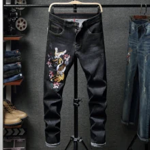 2019 Brand jeans men Crane 3d embroidery slim fashion gothic high quality dark washed male denim trousers plus size 29-38 jeans 2019 Brand jeans men Crane 3d embroidery slim fashion gothic high quality dark washed male denim trousers plus size 29-38 jeans