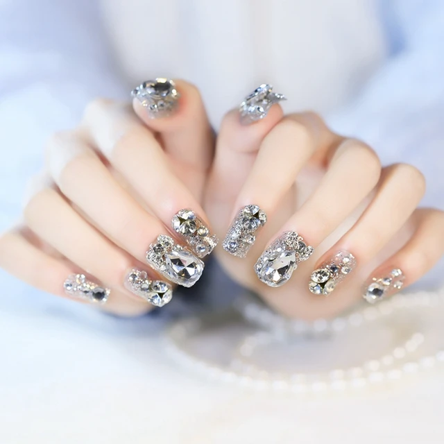 24pcs Fake Nails Acrylic False Nail Glitter Silver Art 24pcs Fake Nails Acrylic False Nail Glitter Silver Art Large Rhinestones Manicure Product