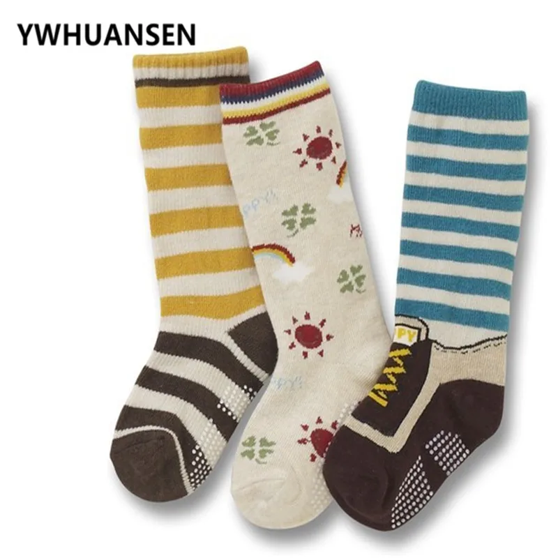 YWHUANSEN 3 пар/лот милые Мультяшные гольфы для девочек популярные колготки мальчиков
