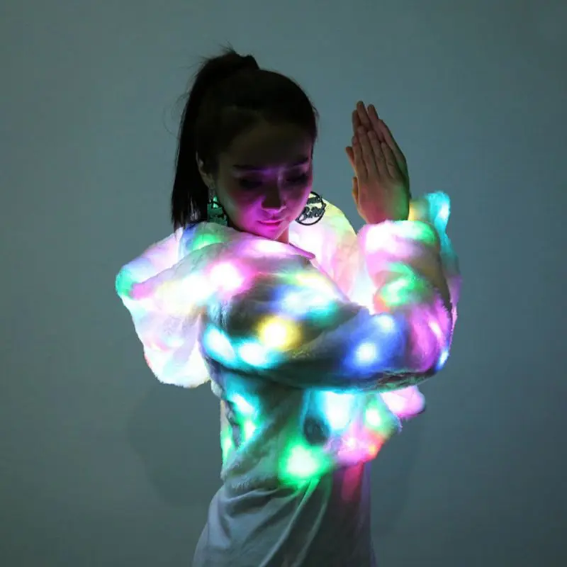 2017-Stage-Female-Faux-Fur-Coat-LED-Luminous-Clothes-Casaco-Feminino-Show-For-Dancer-Singer-Star (3)