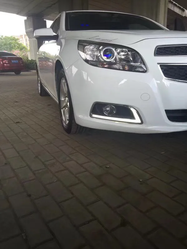 EOsuns led drl дневные ходовые огни для Chevrolet Malibu с движущимися желтыми поворотниками и синий Ночной свет для бега