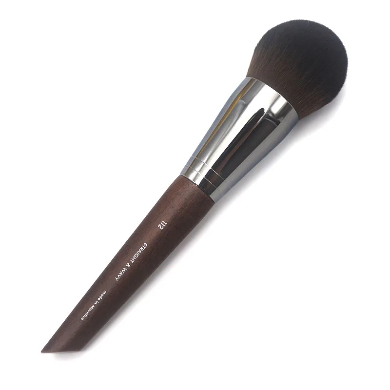 New Arrive Straight & Wavy Precision Foundation Make up Brush 112 Cream