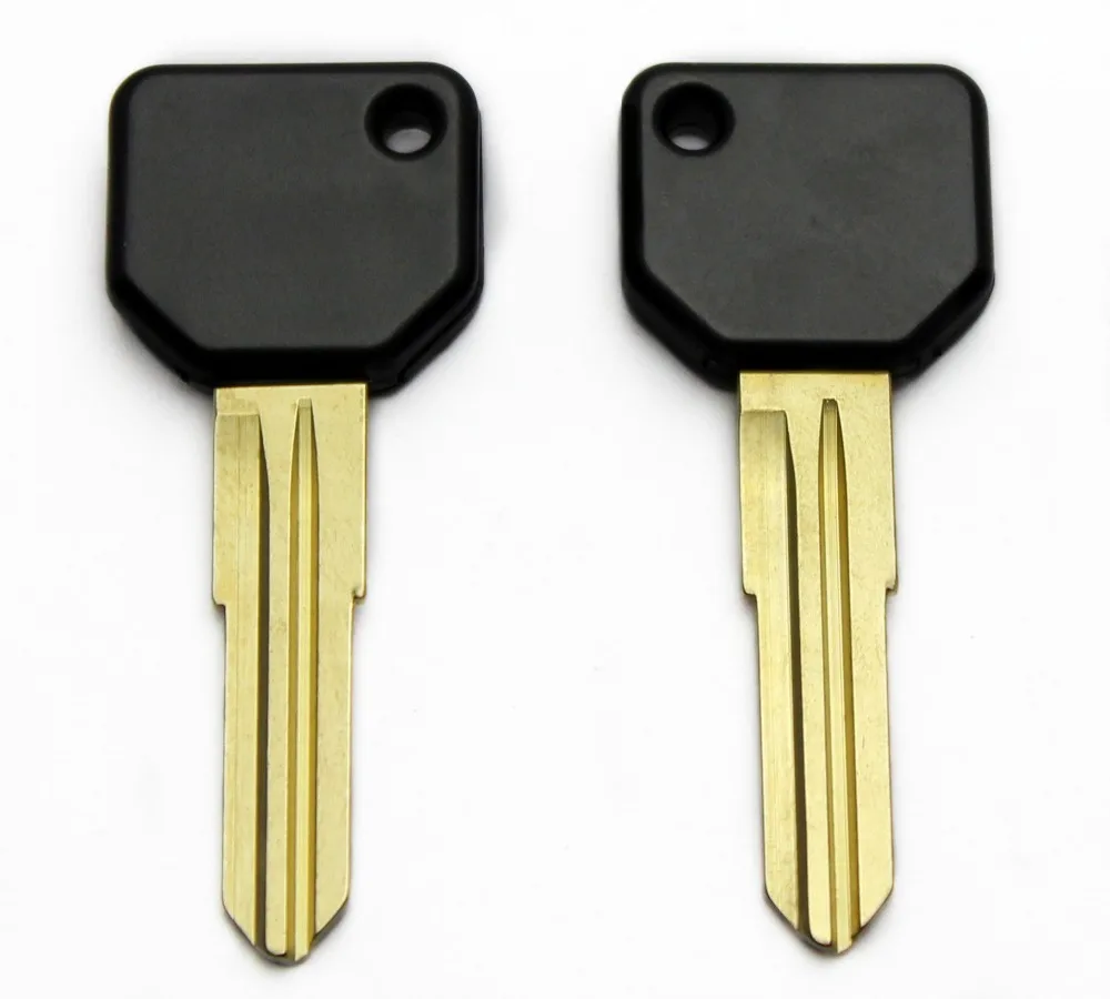 

Wholesale Transponder Car Key Shell For Toyota Daihatsu Fob Blank Key Case Shell Cover With Logo