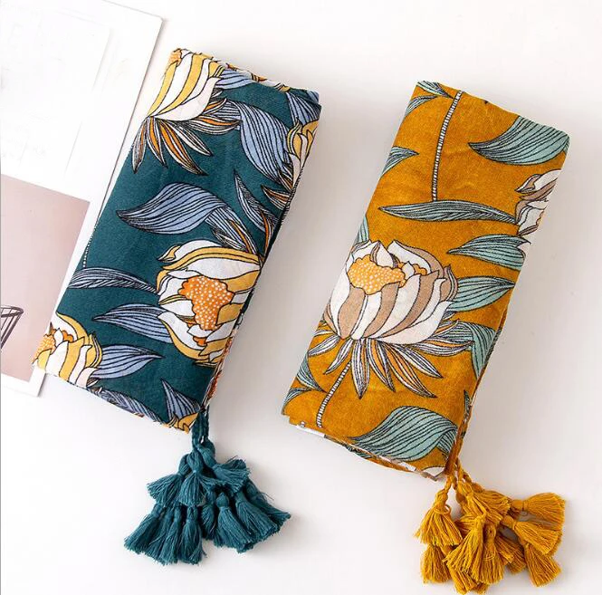 

Vintage ethnic style scarf generous fashion Cute Flower print seaside holiday travel beach towel shawl