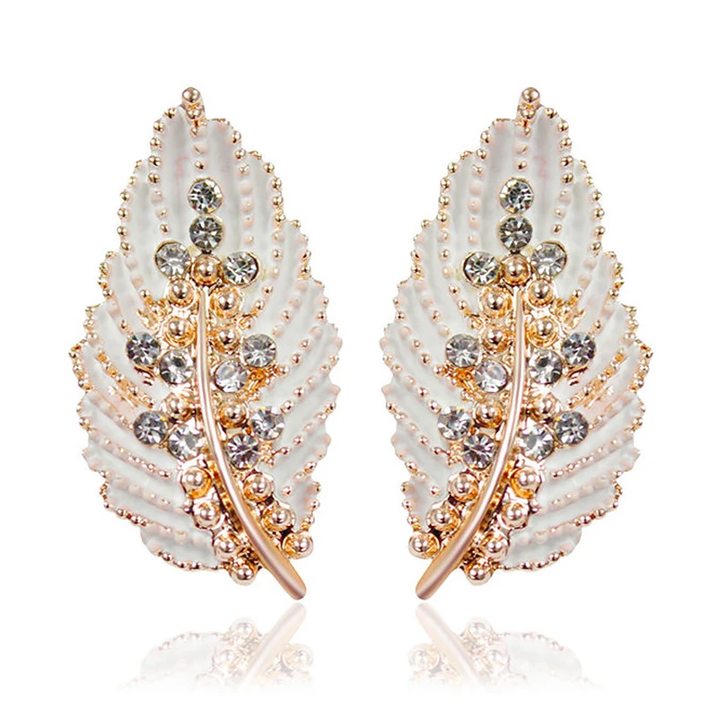 

New Fashion Leaf Shaped Stud Earring For Women Trendy Sweet Leaves Brincos Party Jewelry Gift European & American Simple